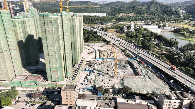 三正鹏程上花园配建幼儿园和停车场已经完成地下室底板浇筑,未来业主入住家园,同步交付,同步享受。.jpg 三正鹏程上花园配建幼儿园和停车场已经完成地下室底板浇筑,未来业主入住家园,同步交付,同步享受。.jpg