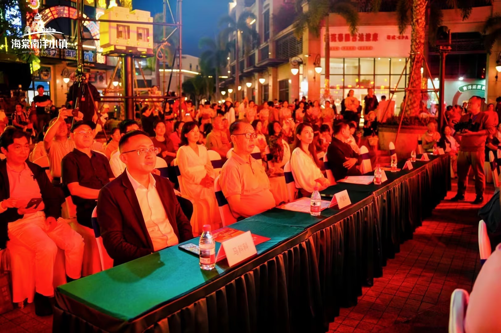 领导图片.jpg 领导图片.jpg