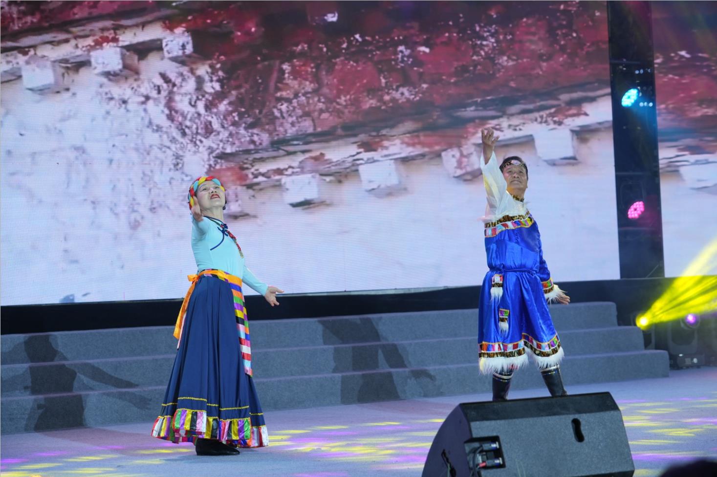 神灵见证我们的爱.jpg 神灵见证我们的爱.jpg