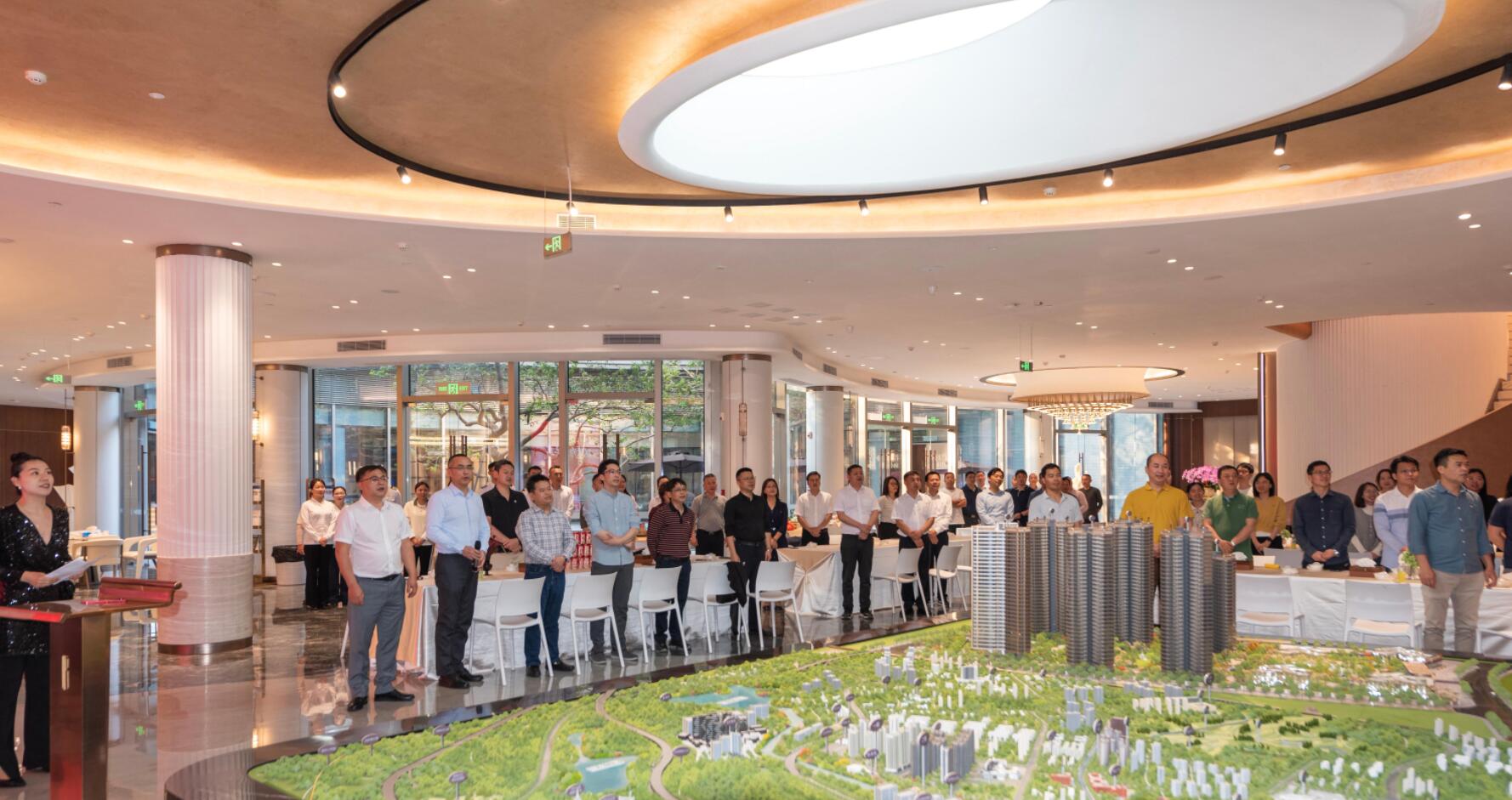 封面图.jpg 封面图.jpg